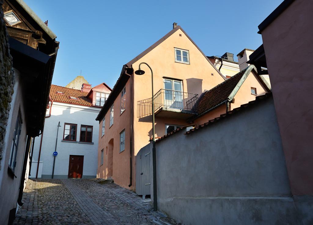 Visby Logi & Vandrarhem St: Hansgatan ภายนอก รูปภาพ