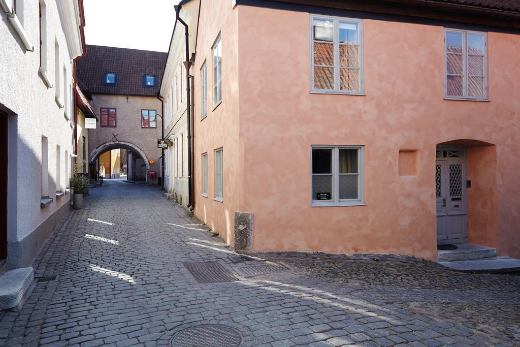 Visby Logi & Vandrarhem St: Hansgatan ภายนอก รูปภาพ
