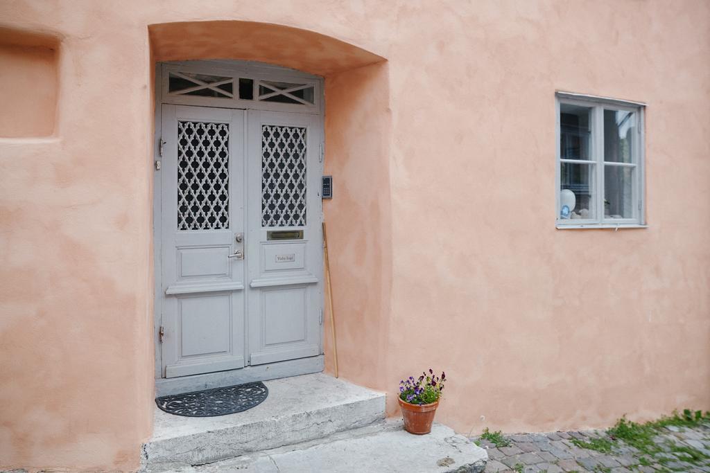 Visby Logi & Vandrarhem St: Hansgatan ภายนอก รูปภาพ